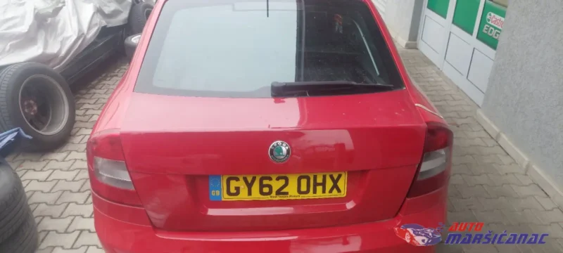 Škoda Oktavija, Gepek Vrata (2009-2013)